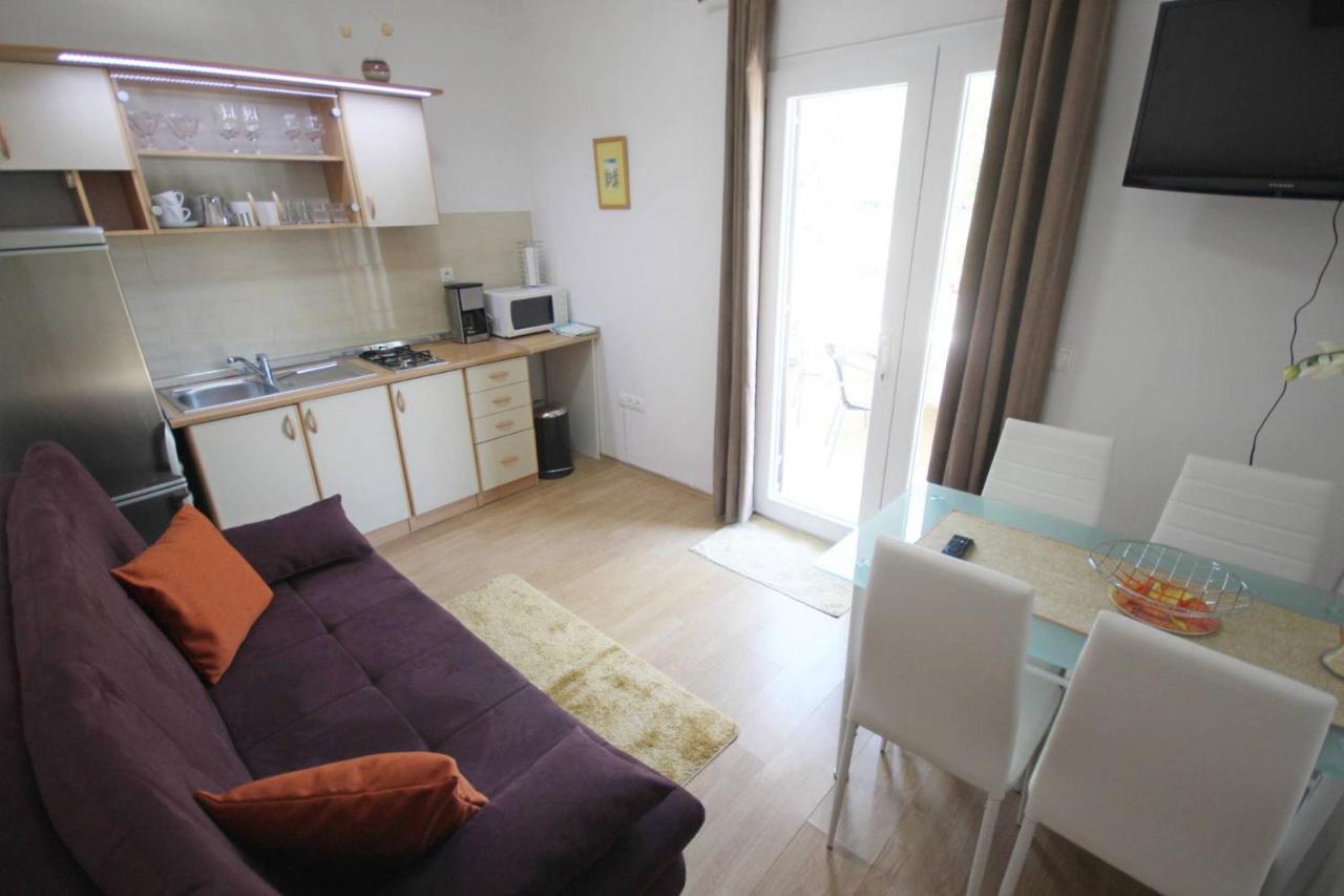 Small Apartment For A Great Holiday Задар Екстер'єр фото