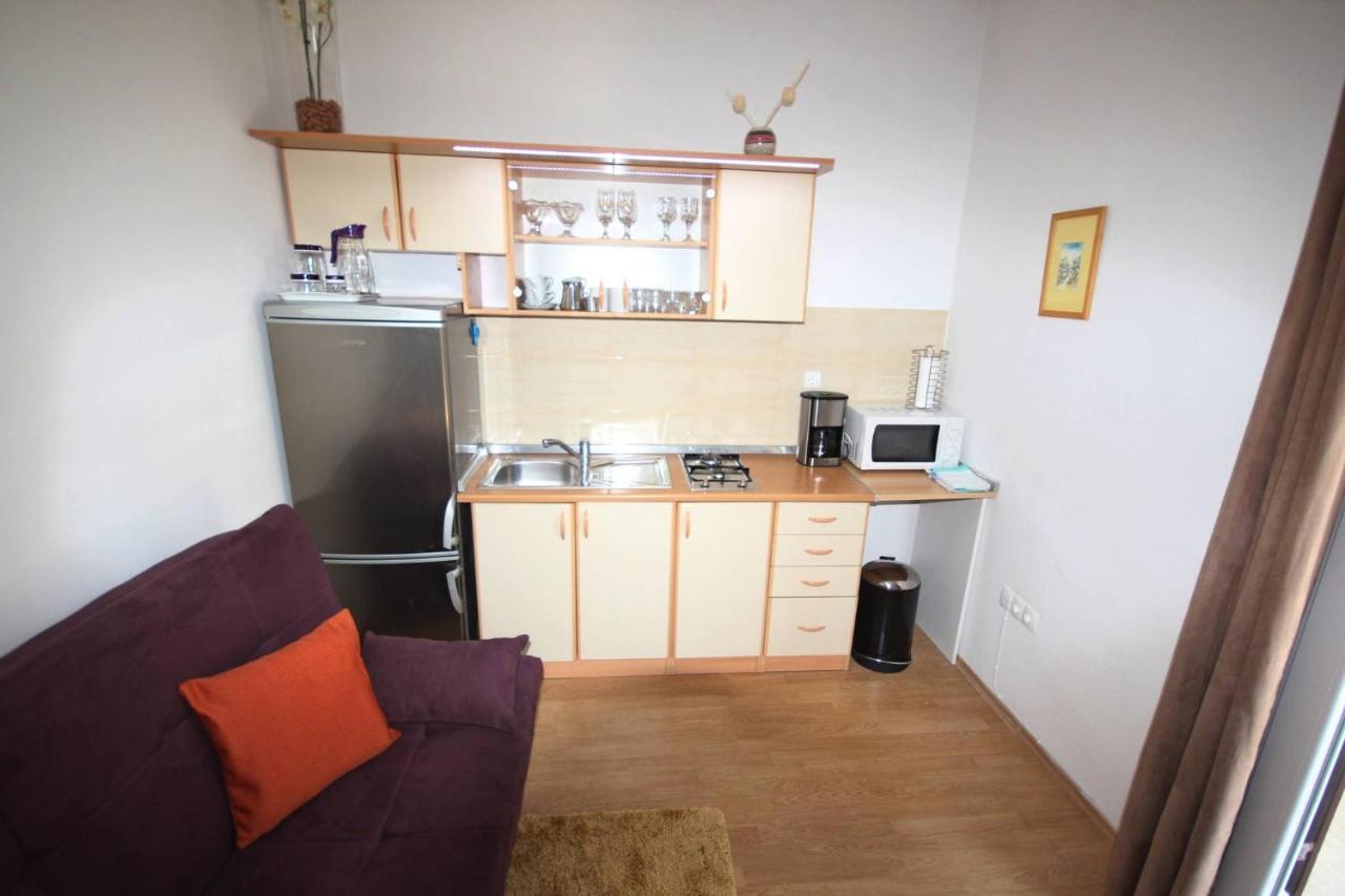 Small Apartment For A Great Holiday Задар Екстер'єр фото